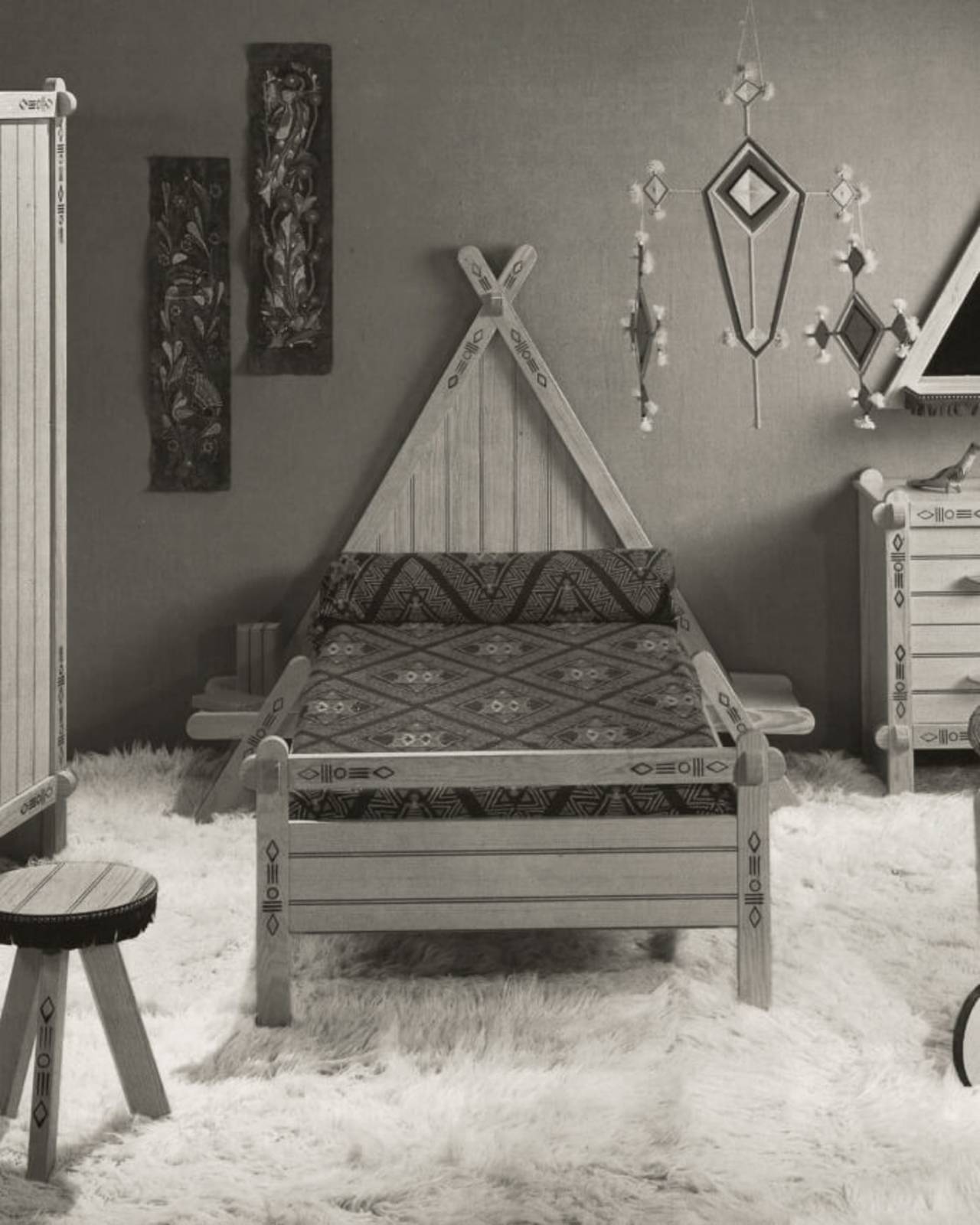 Chambre Gautier Modèle Tatoo – Lot De 3 Meubles : Lit, Dressing, Table De Nuit