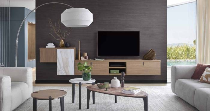 Comment décorer un grand mur de salon