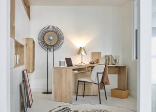 Bureau Illusion de la collection Addict, modulable et moderne, transformable en console design refermée ou en bureau spacieux déployé à 180°