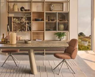Chaise COROL pieds rotatif  beige