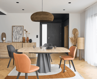 Twist extendable square table, black leg, Setis collection