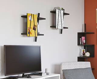 Hashtag Peps panelled wall shelf