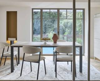 Table rectangulaire extensible Extenso, pieds anthracite, collection Setis